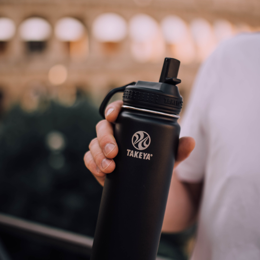 Kõrrega termospudel Takeya - 530ml